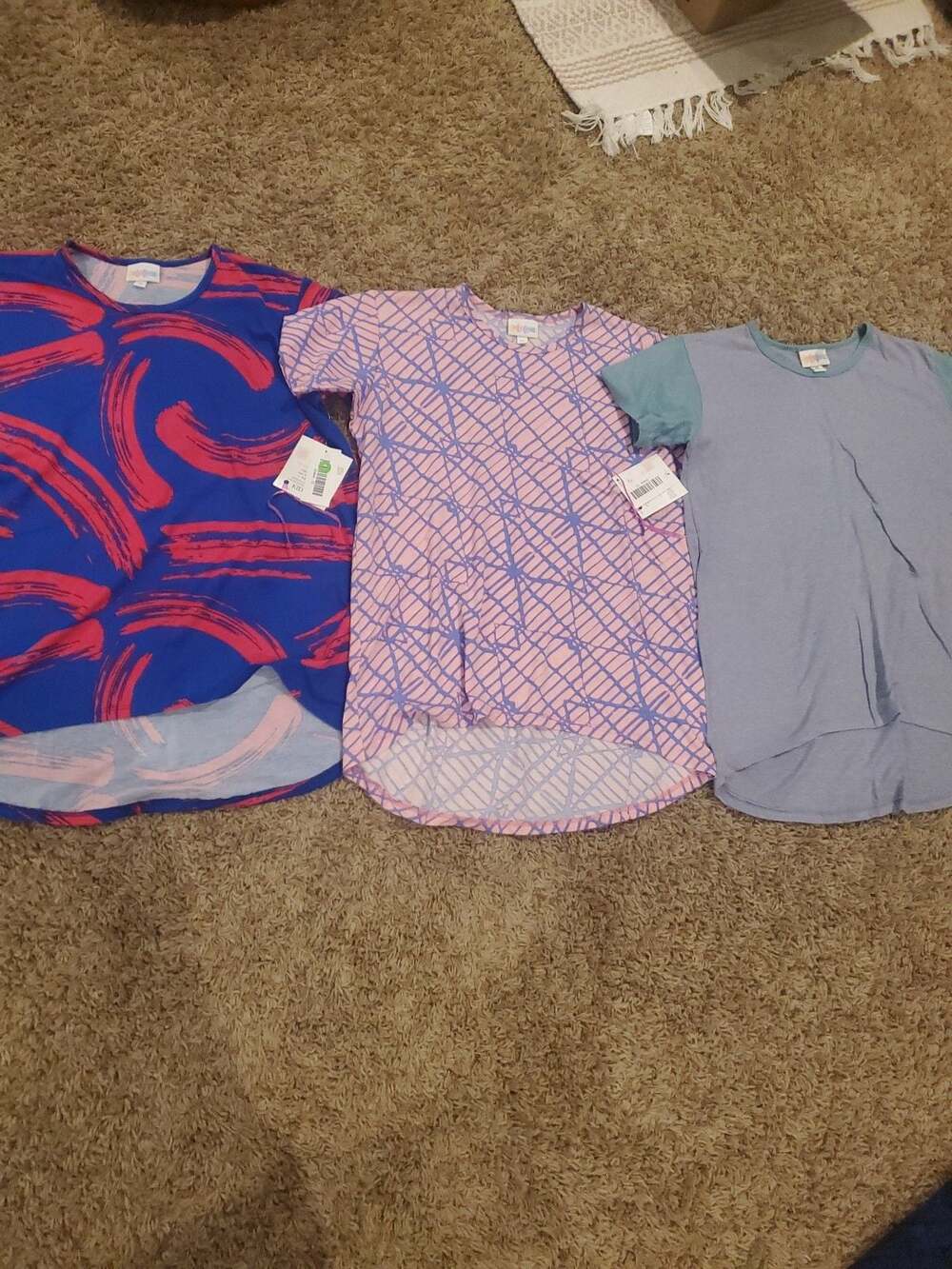 ** Lot of 3 Lularoe Gracie size 10 tops shirt tunic